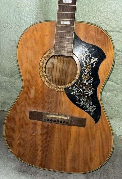 1970s Kawai  “Lawsuit Era" Acoustic Guitar