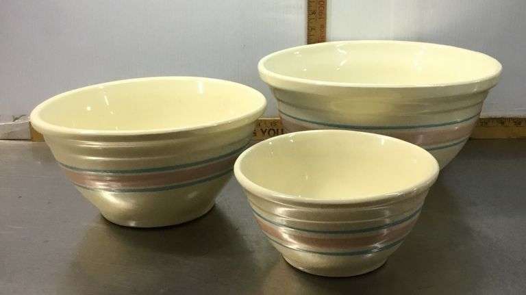 Vintage McCoy Mixing Bowl Set