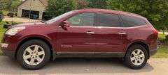 2009 Red Jewel Chevrolet FWD 1LT Traverse w/ 7 Passenger Seating