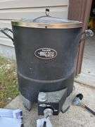 Char-Broil The Big Easy Oil-Less Propane Turkey Fryer (22”T,22”W,21”L)