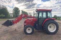 2014 Branson 6530 3-Point & PTO Tractor w/ Branson BL30 Bucket