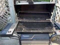 Kenmore Gas Grill w/ Propane Tank- fired right up (29”x15” surface)
