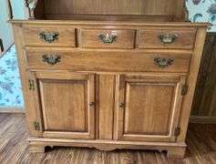 Young Republic Solid Maple 2 Piece Hutch (73”T,44”W,19”D)