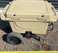 Cabela’s 40 qt. Polar Cap Equalizer Cooler