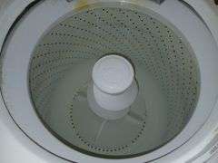 Kenmore 90 Series Heavy Duty Washing Machine- 43"×25 1/2"×27"