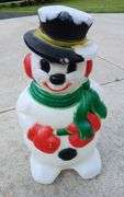30" Plastic Lighted Snowman (may need new bulb-doesn't light up)