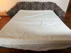 Simmons Hide-A-Bed Sofa (32”T,86”L,37”D)