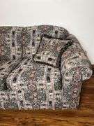Simmons Hide-A-Bed Sofa (32”T,86”L,37”D)