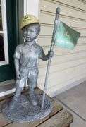 John Deere 33” tall Caddy Lawn Statue w/ John Deere Flag