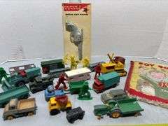 Deputy Outfit Metal Cap Pistol, Cloth Toy Town Book & Matchbox Toy Collection