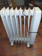 Welbilt 1500 watt Radiator Heater- Has Power