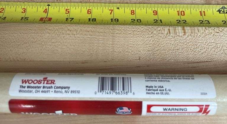 Wooster Sherlock R055 4’-8’ Paint Pole