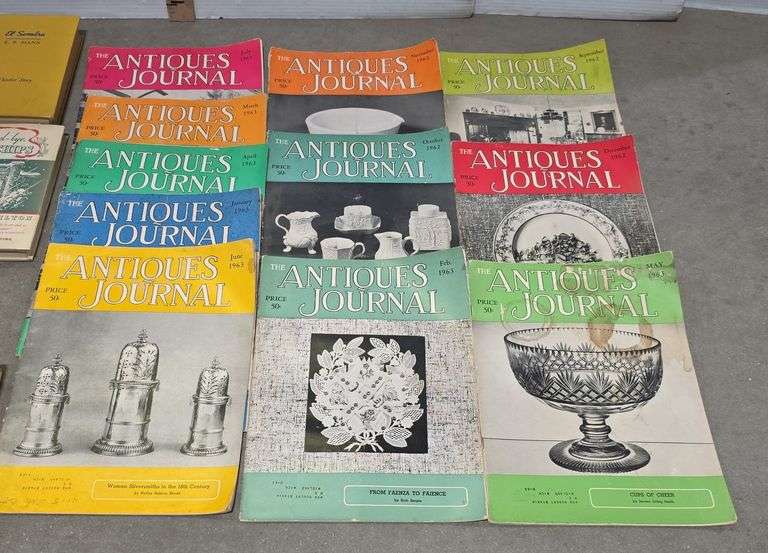 Assorted Vintave Books and Magazines From Antkques Journal  1962-1963