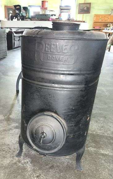 Antique Reeves Dover Tin Stove (27”T,21” L,16”D)