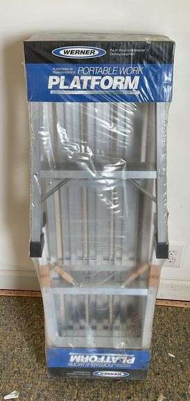 Werner 20” 225lb Portable Work Platform NIB