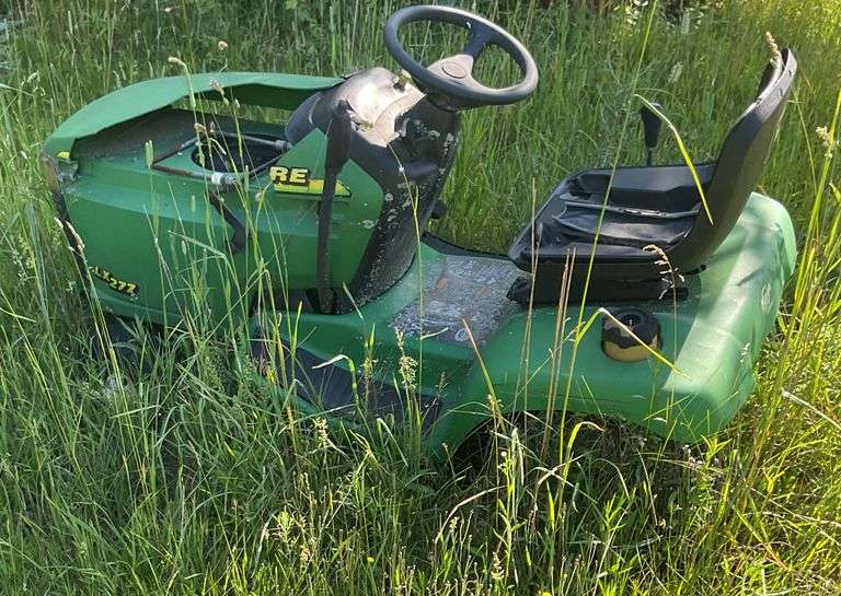 John Deere LX227 Lawnmower Non Running