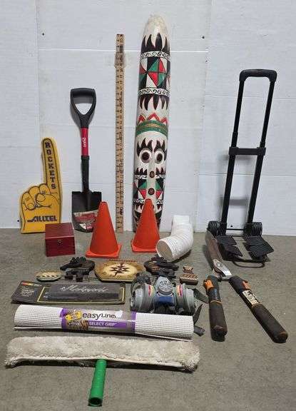 Decorations, Hedge Trimmers, Easy Liner, Foam Finger, Caution Cones, Mini Shovel