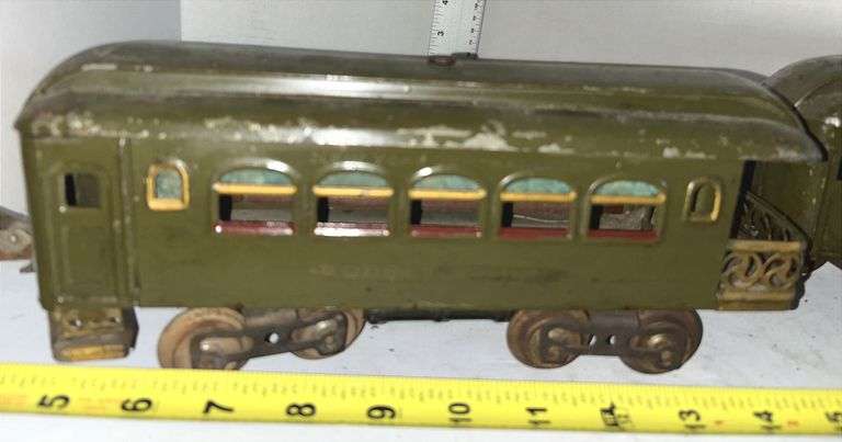 Lionel Observation Train Car & Lionel Pullman Train Car