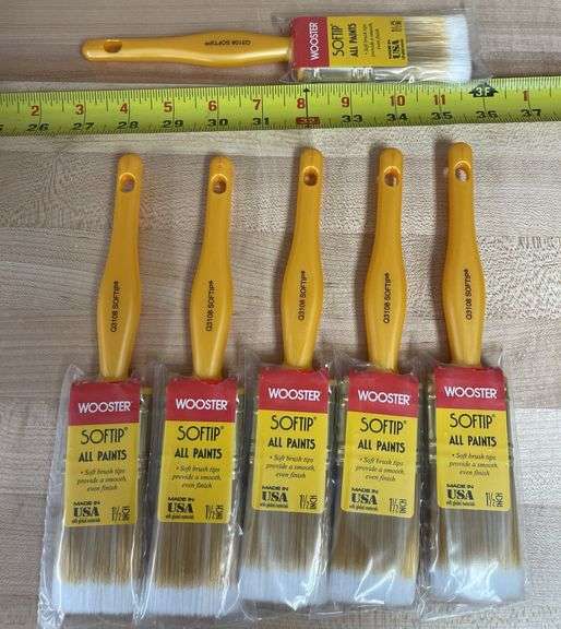 Wooster Softip 1 1/2” Paint Brushes (New)