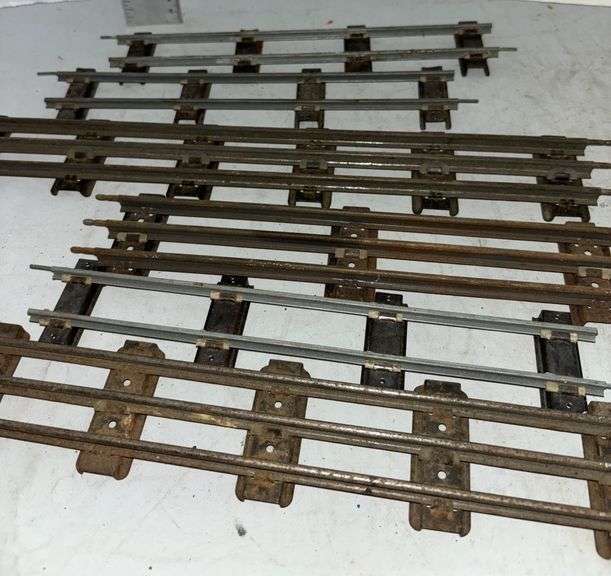 Collection of Lionel, American Flyer & Other O Gauge Trains