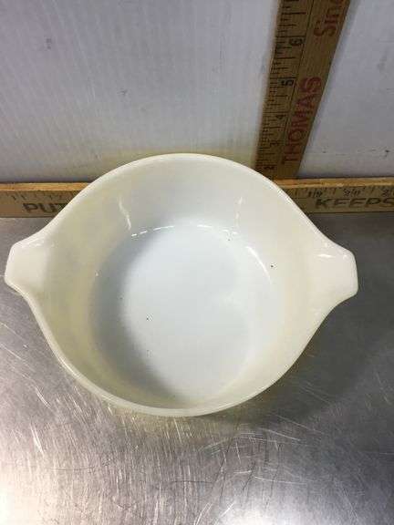 2 PYREX Dishes, Spring Blossom & Town and Country Yellow