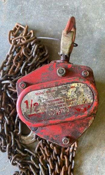 1/2 Ton Chain Lift