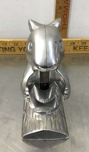 Squirrel Nutcracker