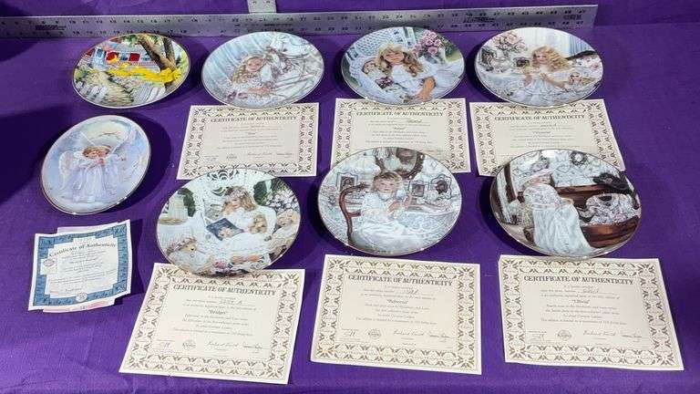 Collection of Decorative Plates - Sherwood Auctions