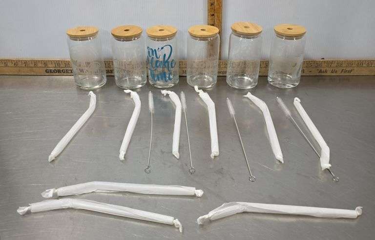 Qty-6 Glass Tumblers with Lids, Straw Cleaners and Straws