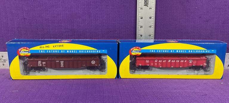 Athearn HO Scale 50' Covered Gondola Freight Car Missouri Pacific Railroad & Athearn HO Scale Great 