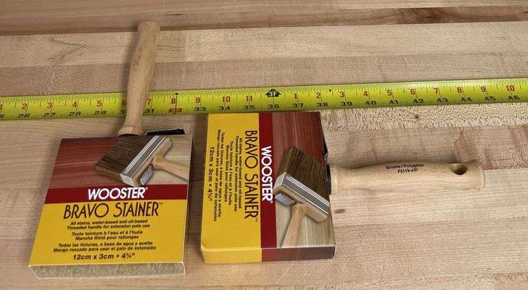 Wooster  Bravo Stainer Brush(New)