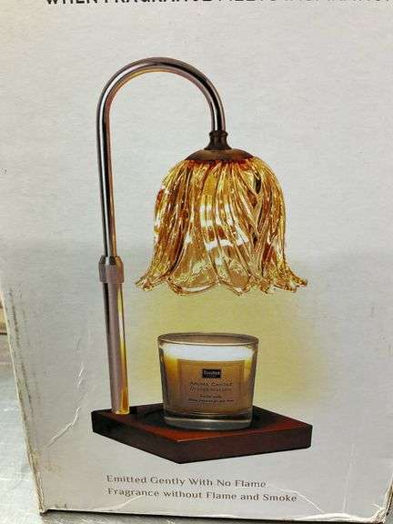 Godonlif Candle Warmer Lamp New in Box & Cozy Comfort Candle