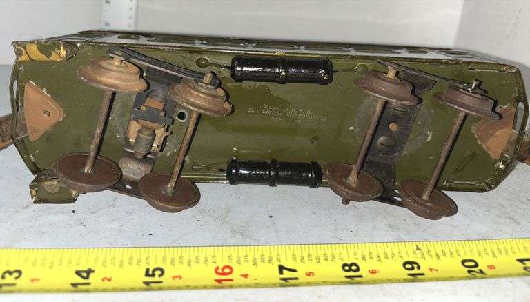 Lionel Observation Train Car & Lionel Pullman Train Car