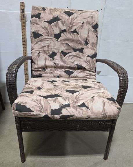 Outdoor Cushioned Chair's