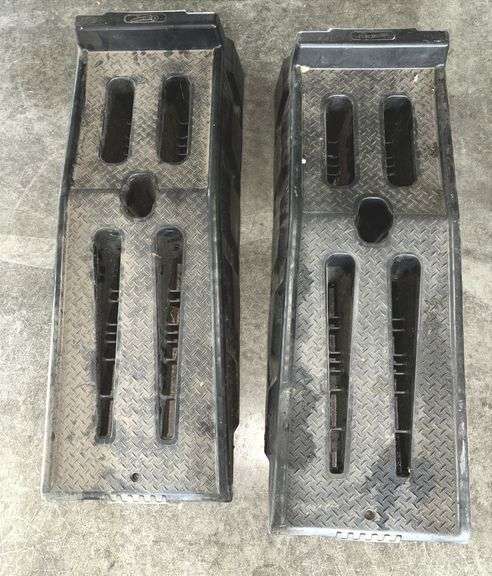 Pair of 12000 Pound Vehicle Power Ramps