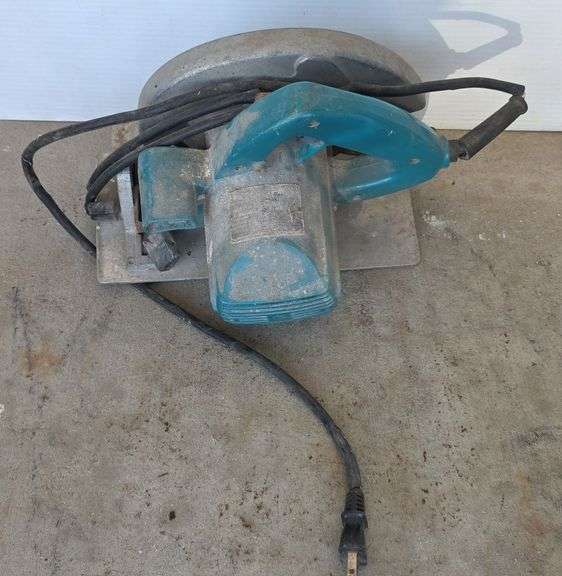 Makita Saw