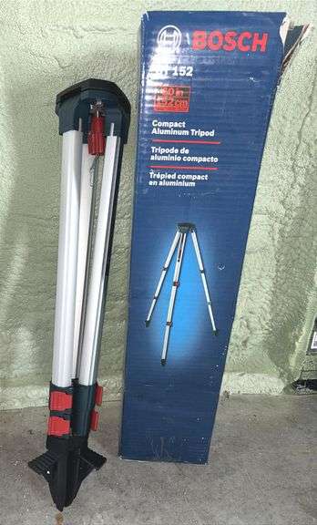 NEW Bosch BY152 Compact Aluminum Tripod