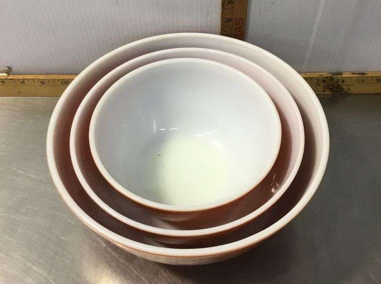 PYREX Autumn Harvest Mixing Bowls