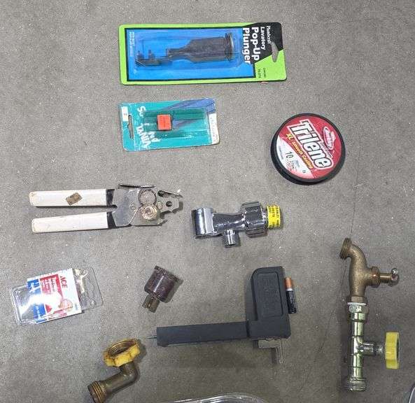 Gas Can, Assorted Sprinker Heads, Razor Dog Lead