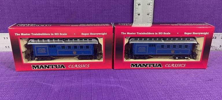 Pair of Mantua 720525 HO Scale Baltimore and Ohio Old Time 1890 Combine Passenger Car #36
