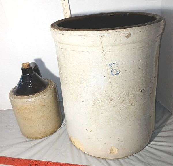 8-gallon Red Wing Stoneware Crock,Stoneware Crock Pattened October 3, 1882
