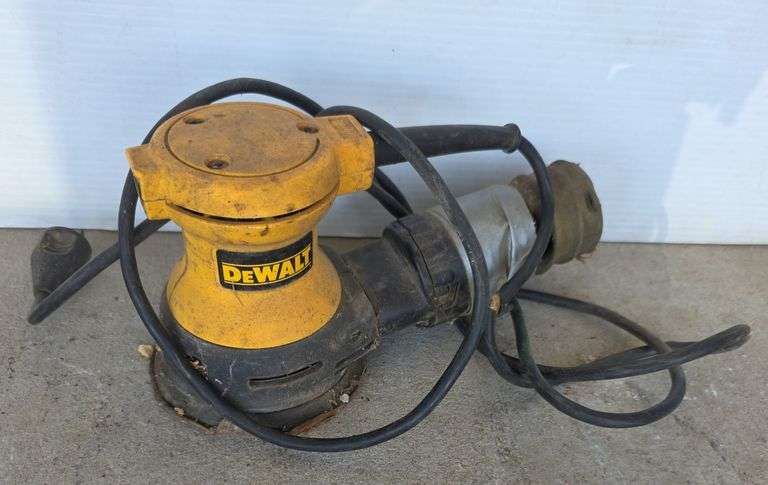 Dewalt Orbit Hand Sander