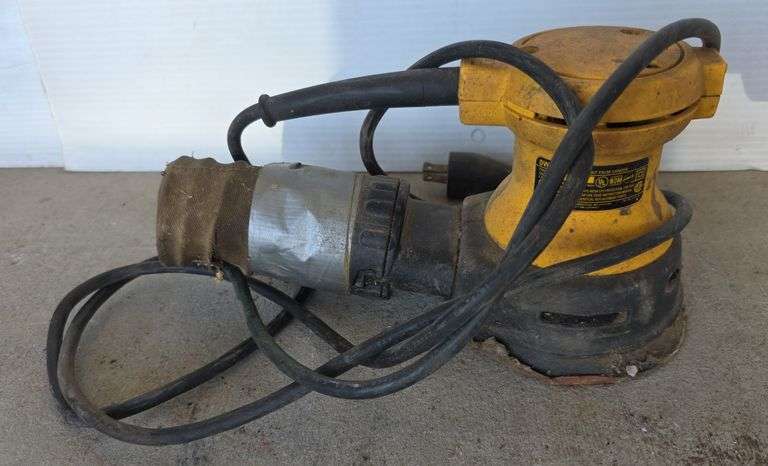 Dewalt Orbit Hand Sander