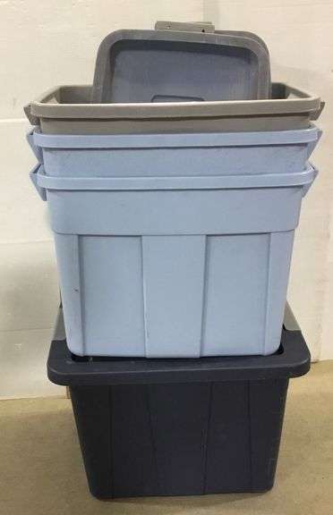 Sterilite Totes with Some Lids