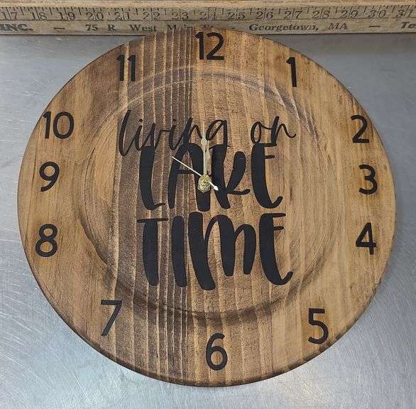 Handmade Living on Lake Time Clock
