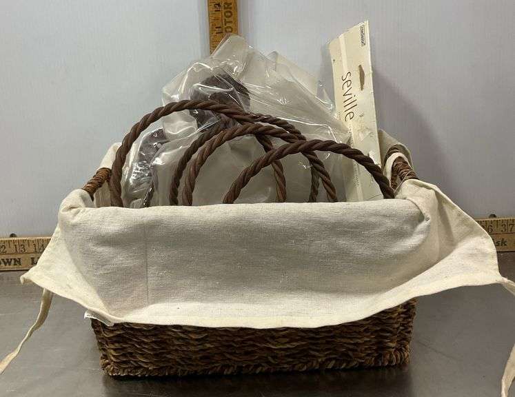 Seville Wrought Iron Towel Rings, Toilet Paper Holder & Hooks