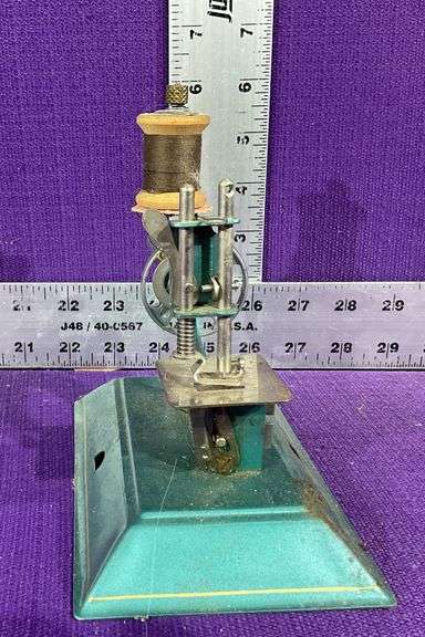 Vintage Little Betty Toy Sewing Machine Made In England