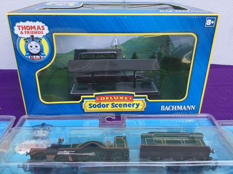 Bachmann Thomas & Friends Toy Train & Scenery