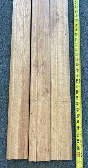 Hickory Crown Molding (New)(3-8ft)