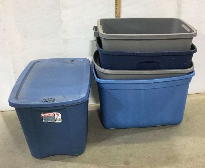 5 Large Totes with One Lid